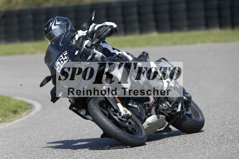 /44 09.08.2025 Plüss Moto Sport ADR/Einsteiger/565